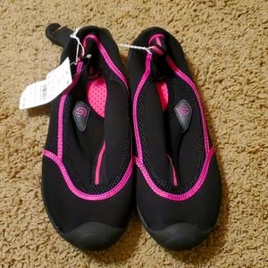 NWT Black Women's Watershoe